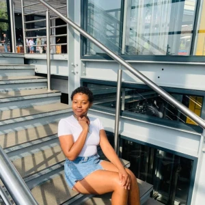 NURAH🥰
